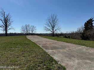 15 Tucker Ln, Springfield, KY 40069