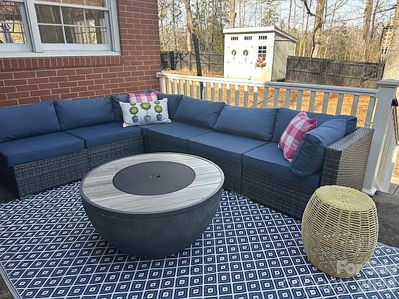 4th image of 1414 Clark Pl