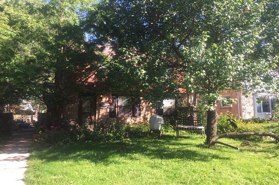 1st image of 915 N Chicago Ave