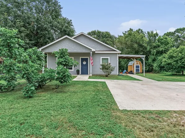 1951 Hickory Dr, Vidor, TX 77662