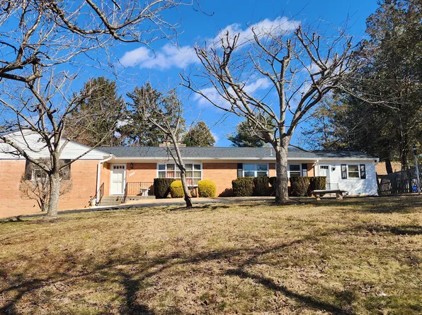9209 Rose Anne Pl, Gaithersburg, MD 20877