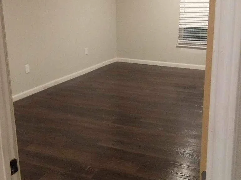 7215 Holly Hill Dr #104 — Photo 21