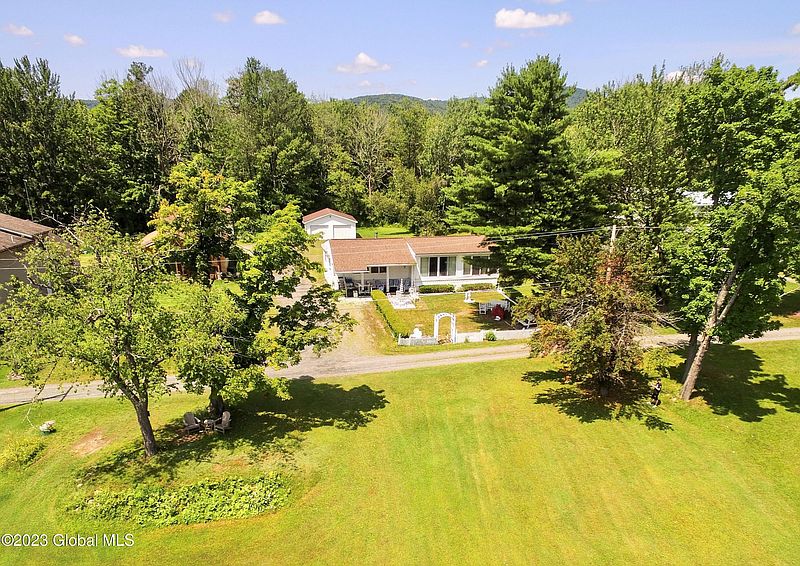 5th image of 157 Gilbert Road