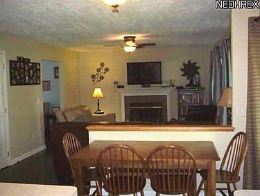 5th image of 225 Abbotsford Dr
