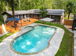 3025 Creek Ct NE, Roswell, GA 30075