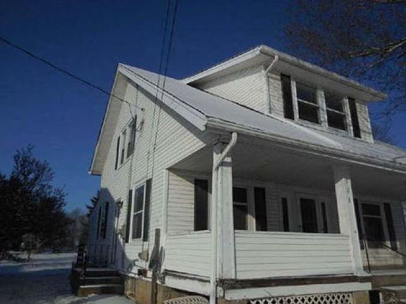 3rd image of 308 S Main St
