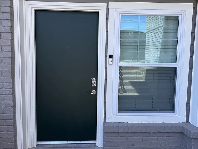 1735 S Cheyenne Ave #E — Photo 13
