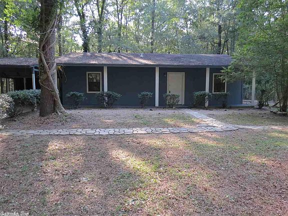 3rd image of 9200 Meadowood Ln