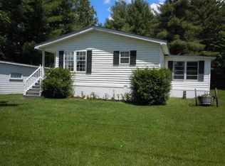33 Crossfield Ave, Saranac Lake, NY 12983