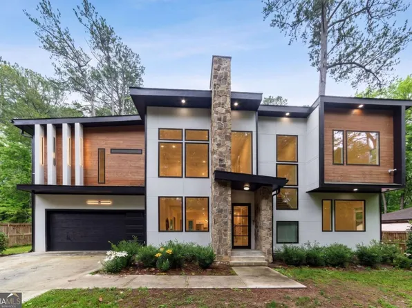 2963 Orion Dr, Decatur, GA 30033