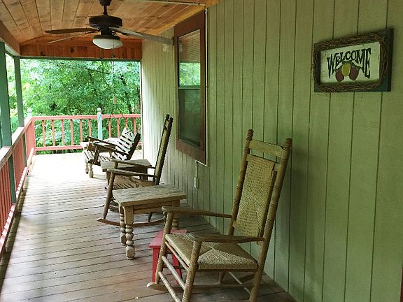 3rd image of 64 Cartecay Cove Ln
