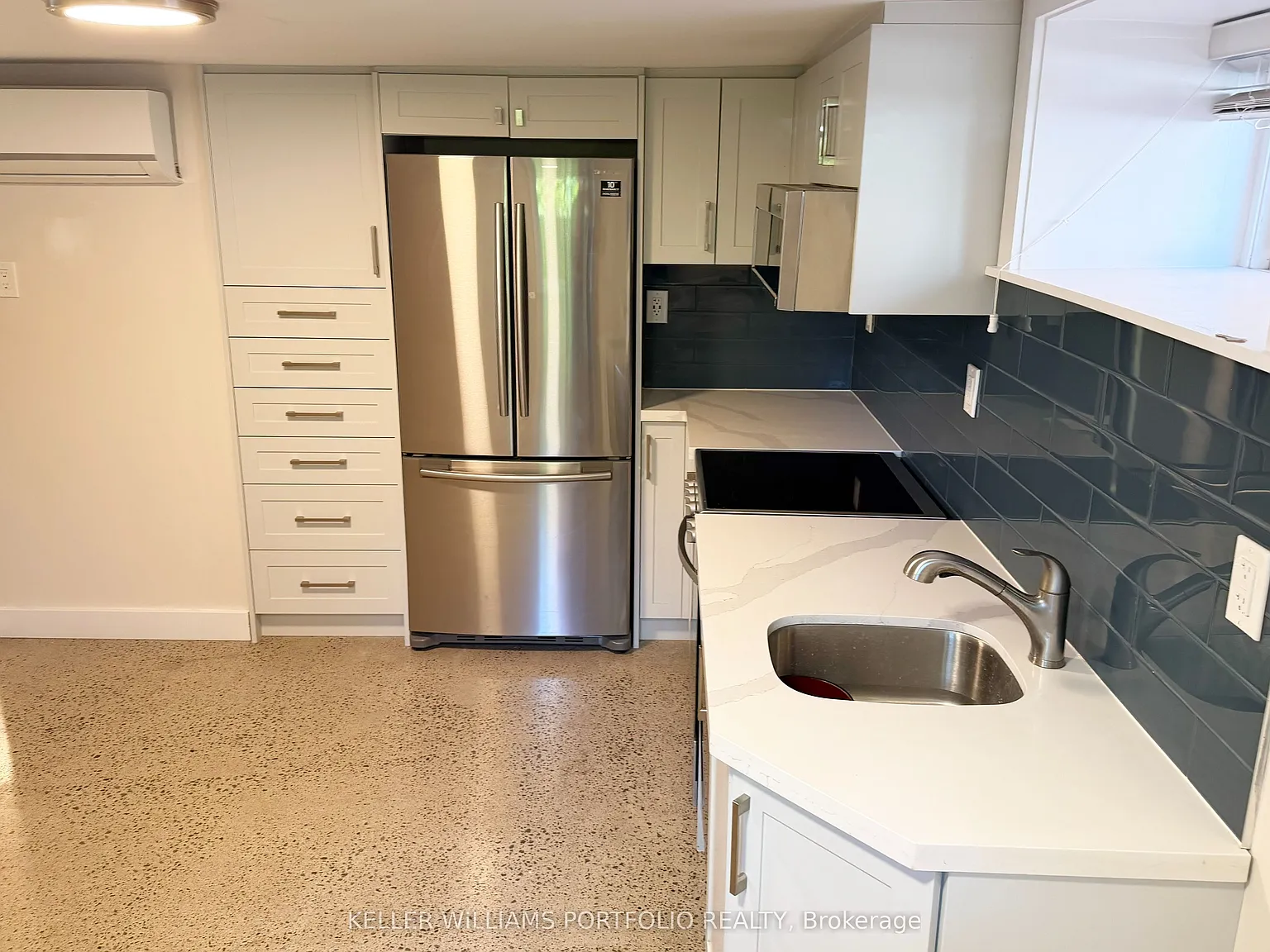 2 bed, $3,200 — Photo 3