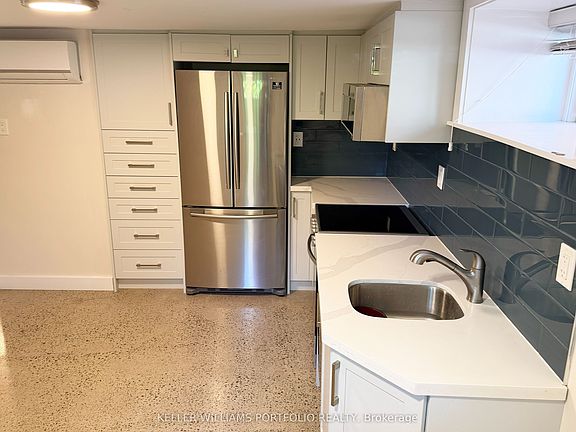 3rd image of 172 High Park Ave #Basement