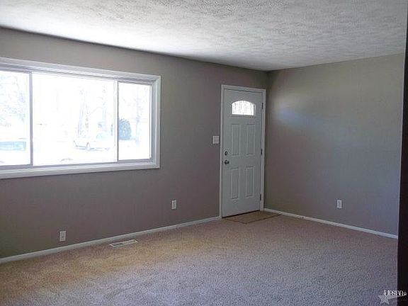 5th image of 2406 Kirby Dr