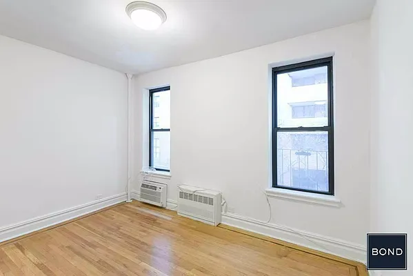 Rented by Bond New York | media 8