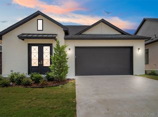 1232 W 85th Ct, Tulsa, OK 74132