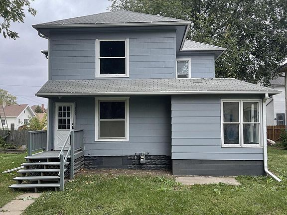 2nd image of 309 E Joy St