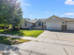 1637 W Bethany Hills Cv, Bluffdale, UT 84065