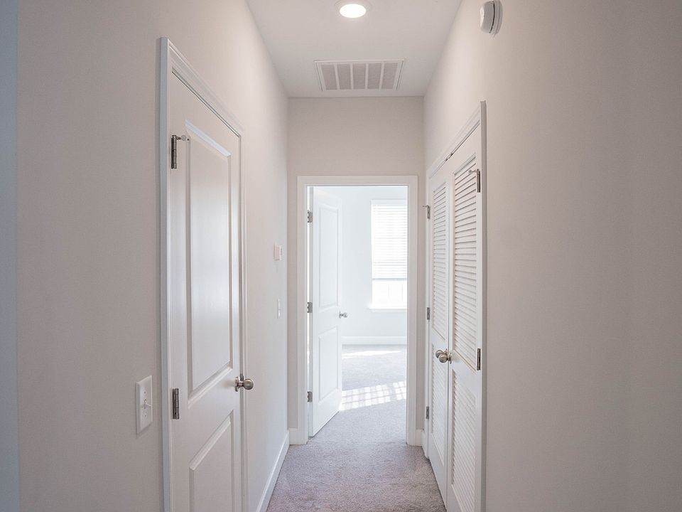 1st image of 612 Heck Ln