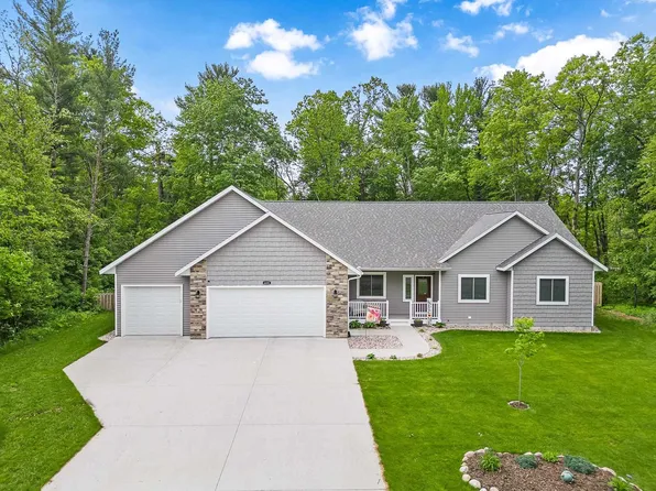 4401 HERITAGE DRIVE, Stevens Point, WI 54481