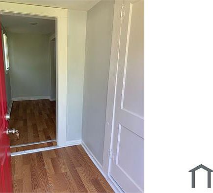 3rd image of 1294 Cartwright St #1