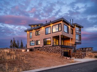 8526 E Overlook Dr, Eden, UT 84310