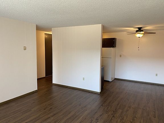 4th image of 33 6th Ave N APT 107