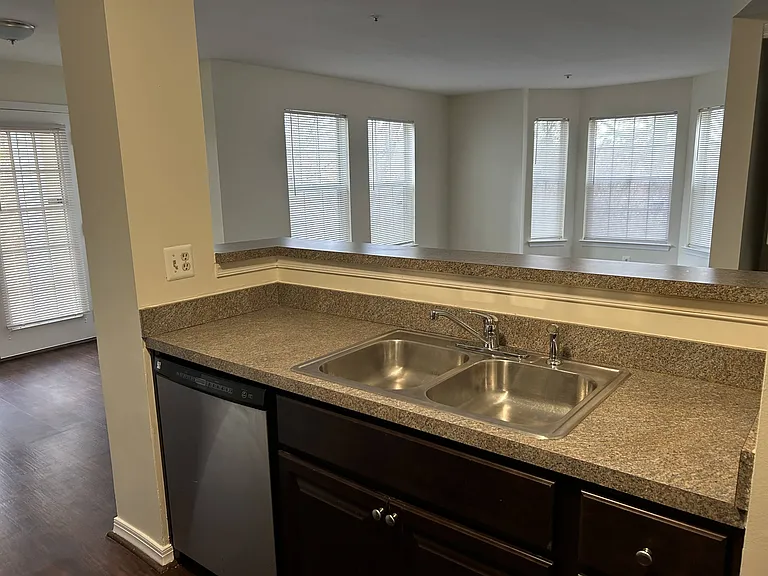 4418 Lord Loudoun Ct #132 — Photo 14