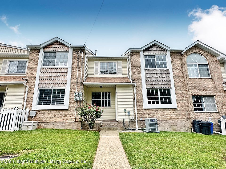 1st image of 8 Dreyer Ave