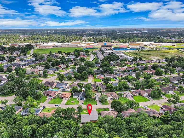 12623 Fern Forest Dr — Photo 40