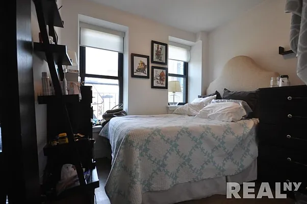 Rented by REAL New York | media 30