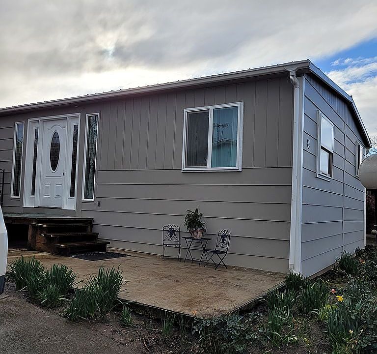 1st image of 612 N Cascade Dr Unit 8