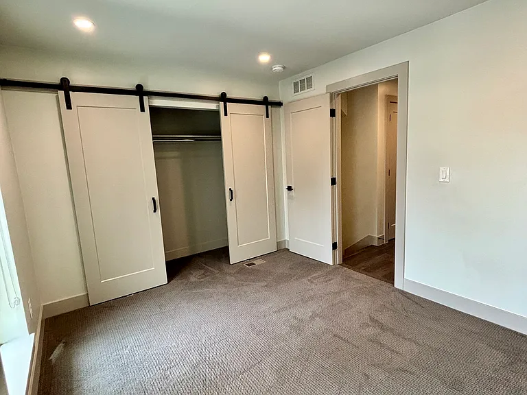 1st bedroom