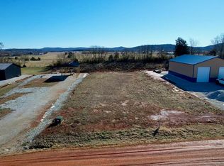 15 Lighthouse Dr, Monticello, KY