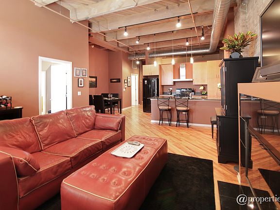 Living Room/Dining Room