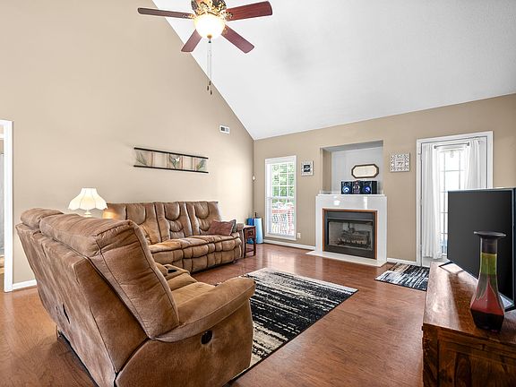 5th image of 3871 Stella Dr