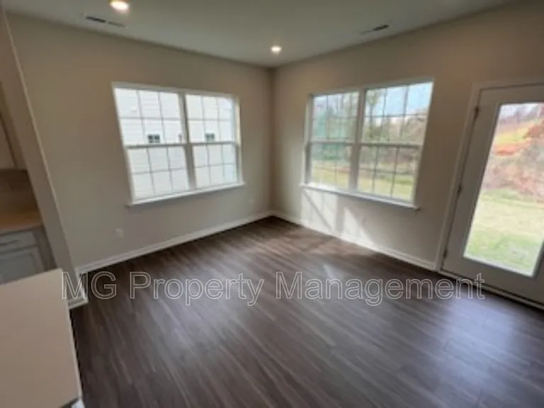 3024 Findley Rd — Photo 14