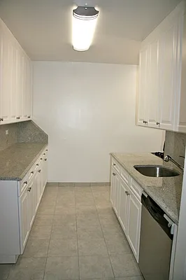 Rented by Michael K Namm Associates | media 20