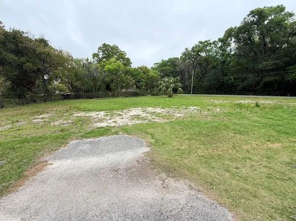 2281 NW 7th St, Ocala, FL 34475