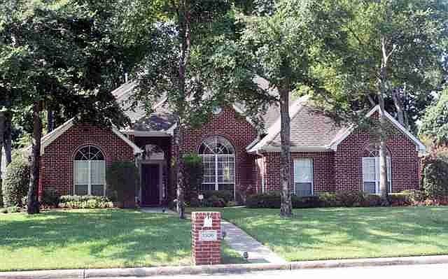 1st image of 1306 Parkview Dr