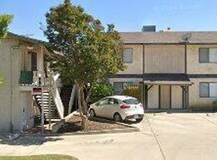 2124 O St, Bakersfield, CA 93301