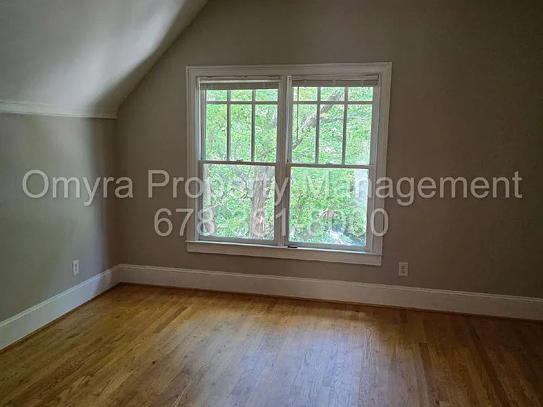 105 Selman St SE — Photo 10