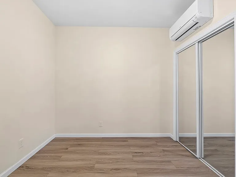 413 Lanza Ave #1 — Photo 11