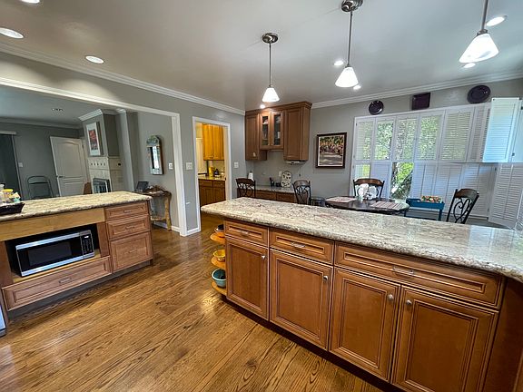 4th image of 55 Glengarry Way