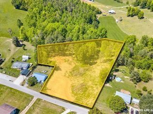 2116 Snodgrass Rd, New Tazewell, TN 37825