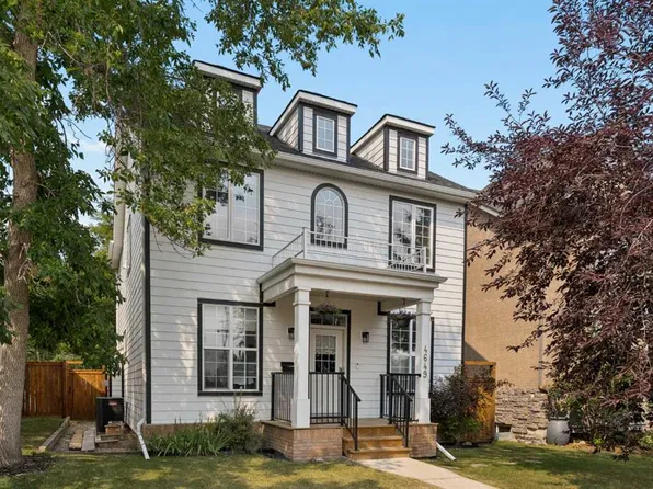4649 E 20th St SW, Calgary, AB T2T 6G4