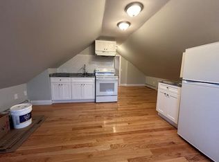 189 Mount Hope Ave APT 4, Bristol, RI 02809