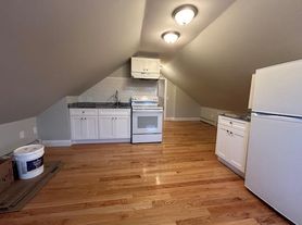 189 Mount Hope Ave, Bristol, RI