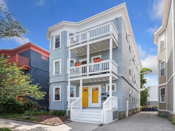 25 Cameron Ave #1, Cambridge, MA 02140