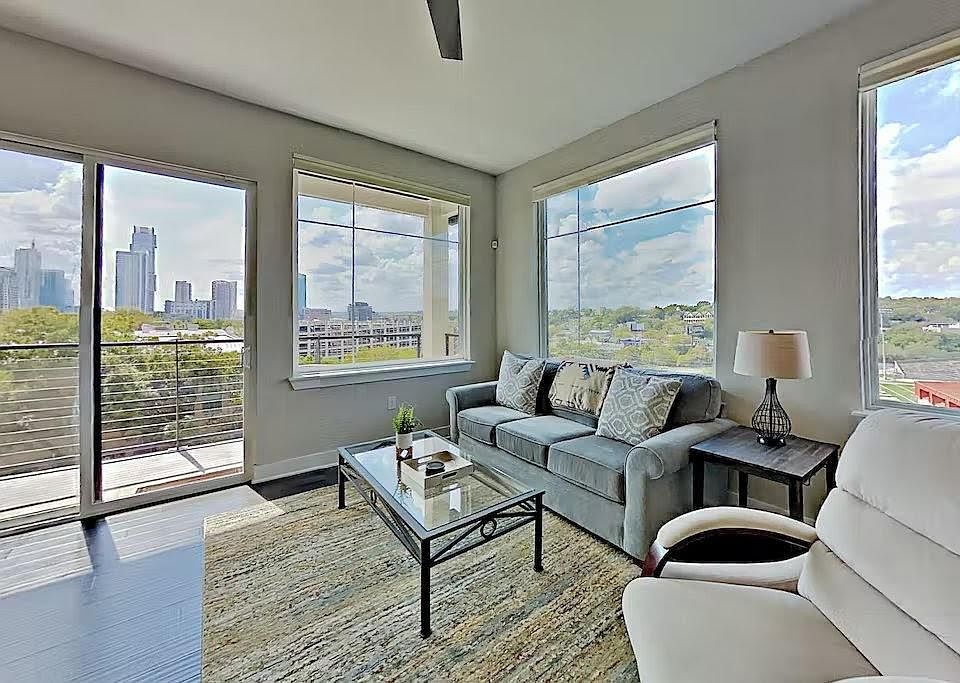 1st image of 1306 West Ave #302
